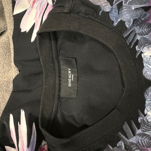 Givenchy Shirt - Picture 1 of 4